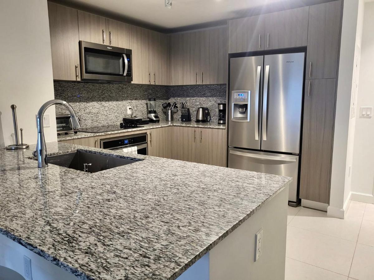 Downtown Doral, Florida. New Condo Style Resort. Екстер'єр фото