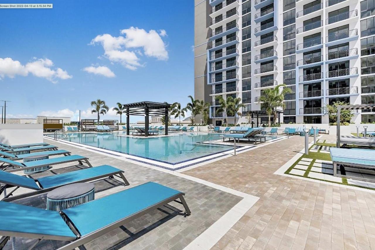 Downtown Doral, Florida. New Condo Style Resort. Екстер'єр фото